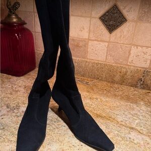 Stuart Weitzman Chic Black Over-the-Knee suede  Boots size 6 1/2